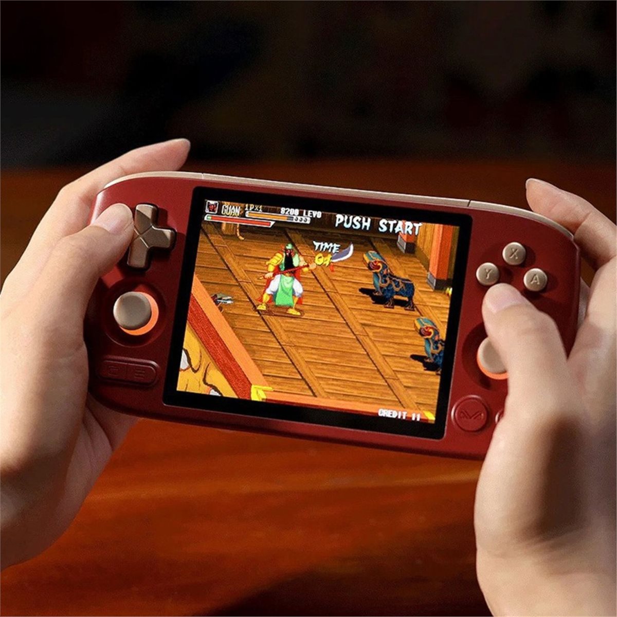 تحديث. جهاز ألعاب محمول صغير ب - مراجعة Gaming Console In وسعره